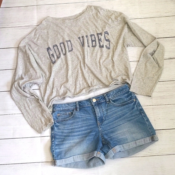 Grayson Threads "Good Vibes" Long Sleeve Crop Top - Size L - Picture 2 of 8